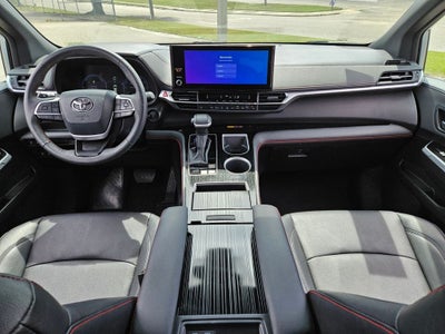 2025 Toyota Sienna XSE 7 Passenger