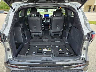 2025 Toyota Sienna XSE 7 Passenger