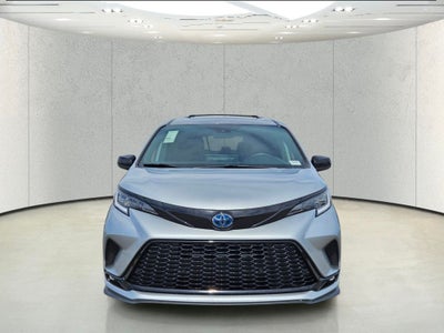 2025 Toyota Sienna XSE 7 Passenger
