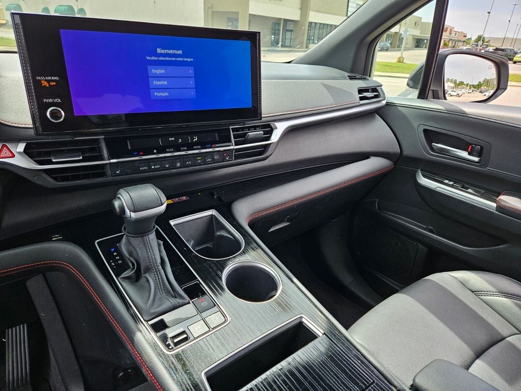 2025 Toyota Sienna XSE 7 Passenger