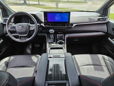 2025 Toyota Sienna XSE 7 Passenger