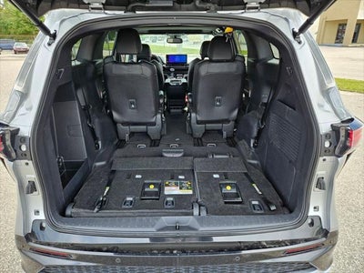 2025 Toyota Sienna XSE 7 Passenger