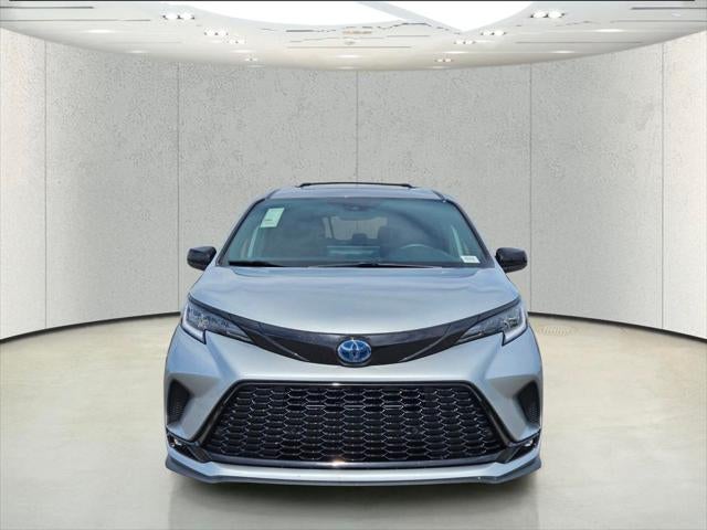 2025 Toyota Sienna XSE 7 Passenger