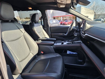 2025 Toyota Sienna XSE 7 Passenger