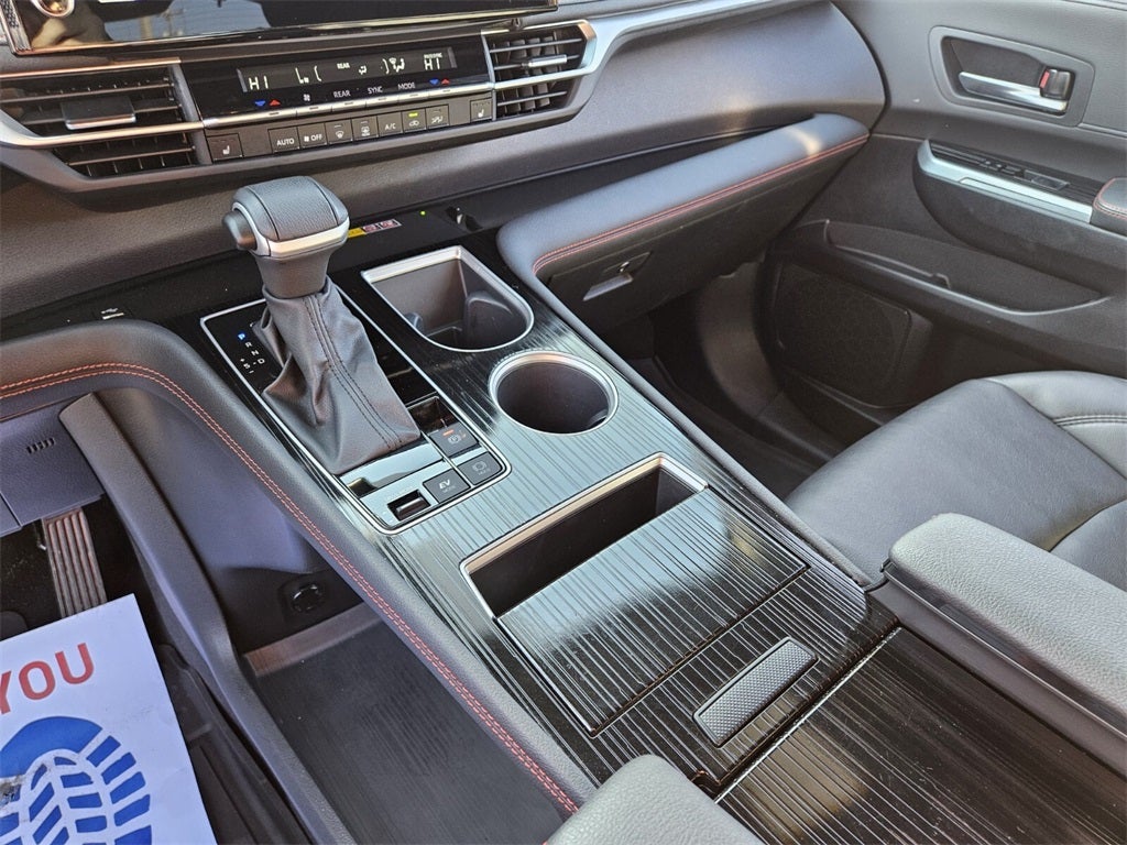 2025 Toyota Sienna XSE 7 Passenger