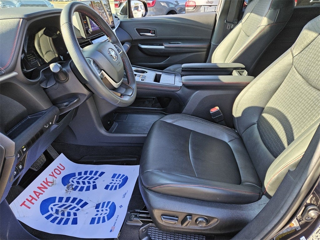2025 Toyota Sienna XSE 7 Passenger