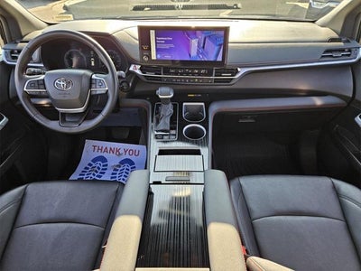 2025 Toyota Sienna XSE 7 Passenger