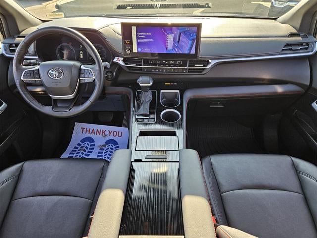 2025 Toyota Sienna XSE 7 Passenger