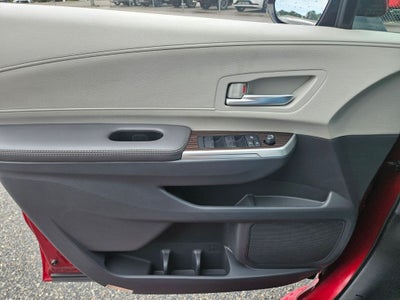 2024 Toyota Sienna XLE 8 Passenger