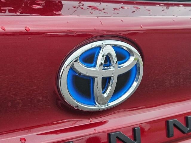 2024 Toyota Sienna XLE 8 Passenger
