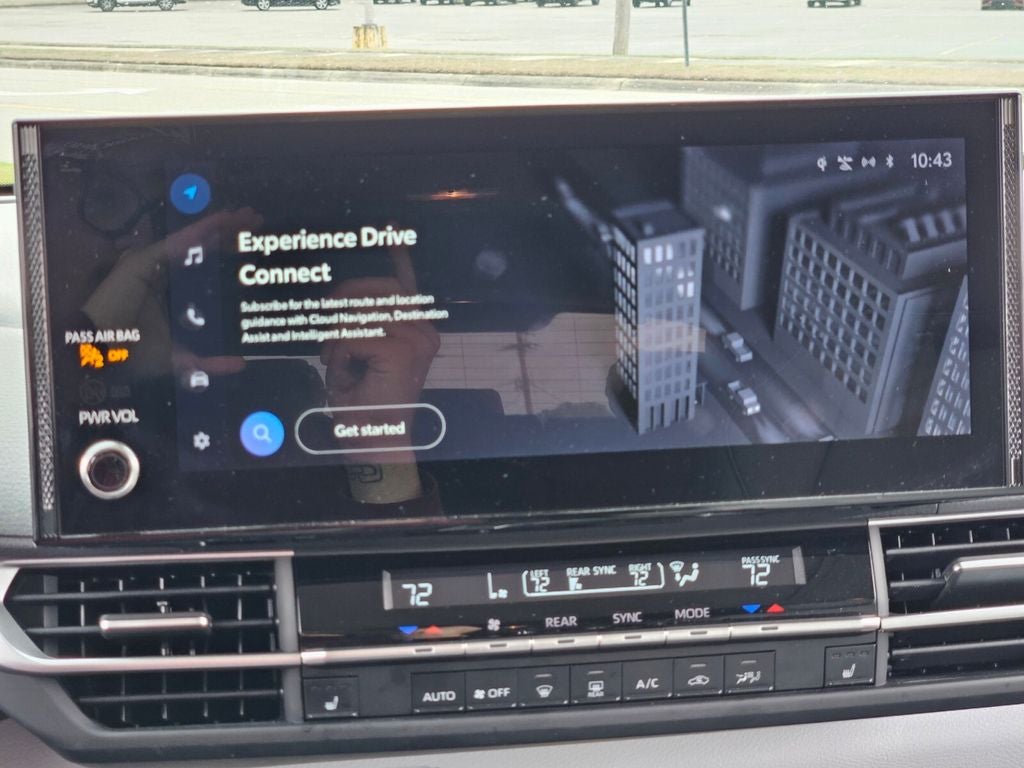 2025 Toyota Sienna XLE 8 Passenger