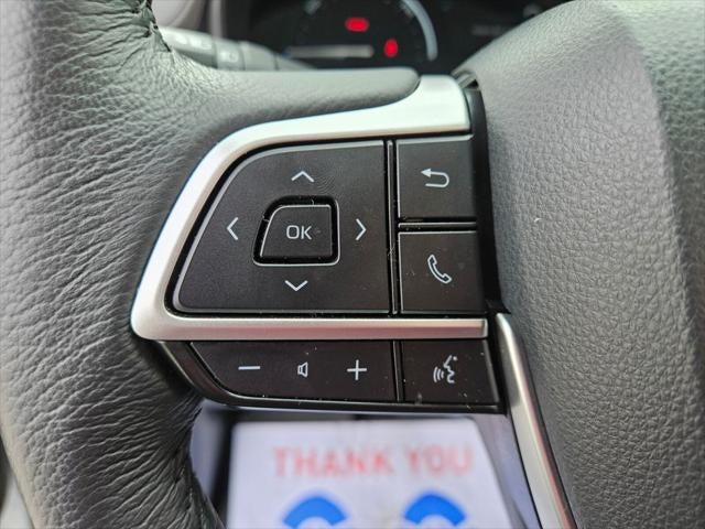 2025 Toyota Sienna XLE 8 Passenger