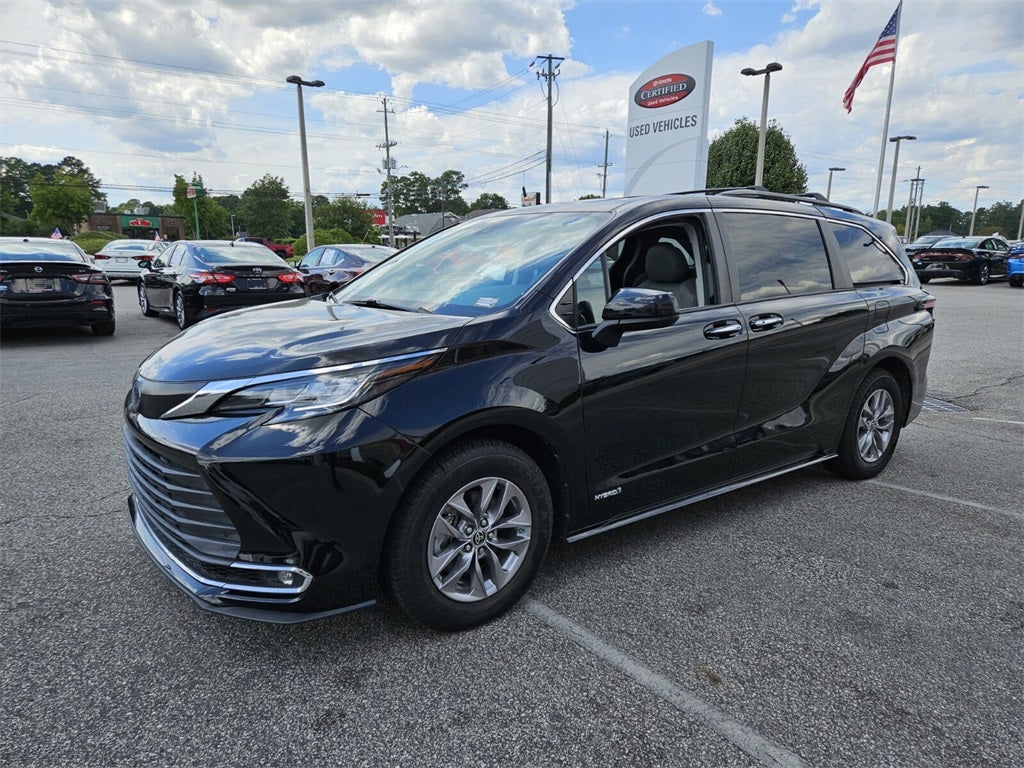 2021 Toyota Sienna XLE
