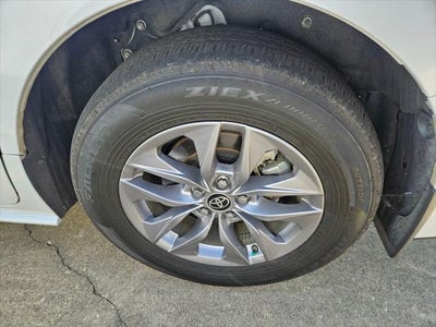 2025 Toyota Sienna XLE 8 Passenger FWD