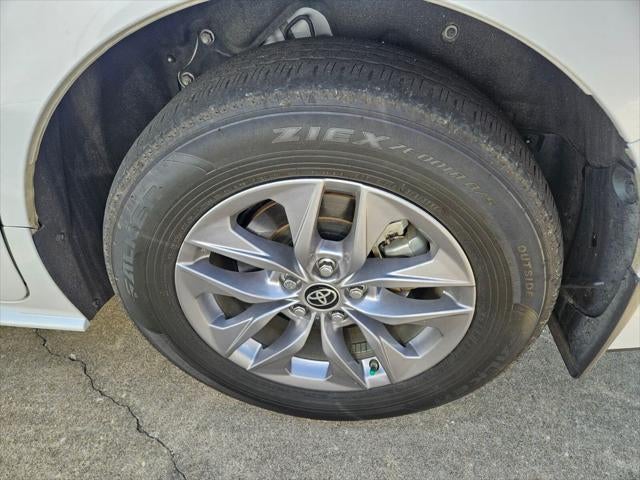2025 Toyota Sienna XLE 8 Passenger FWD