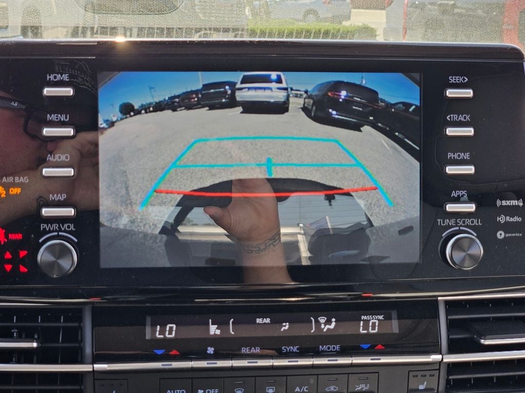 2022 Toyota Sienna XLE 8 Passenger