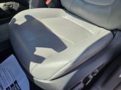 2022 Toyota Sienna XLE 8 Passenger