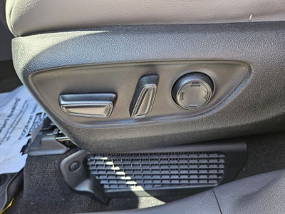 2022 Toyota Sienna XLE 8 Passenger