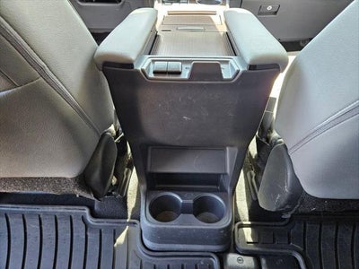 2022 Toyota Sienna XLE 8 Passenger