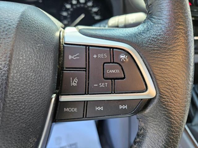 2022 Toyota Sienna XLE 8 Passenger