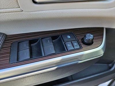 2022 Toyota Sienna XLE 8 Passenger