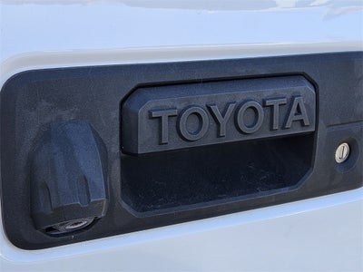 2017 Toyota Tacoma SR