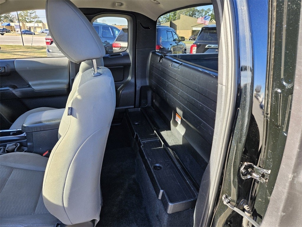 2019 Toyota Tacoma SR