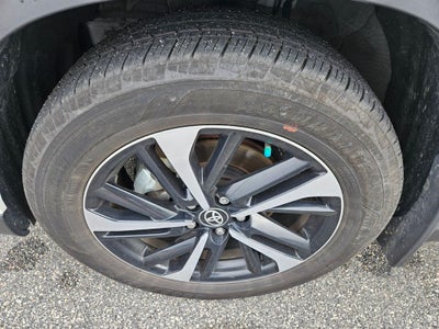 2024 Toyota Corolla Cross Hybrid XSE