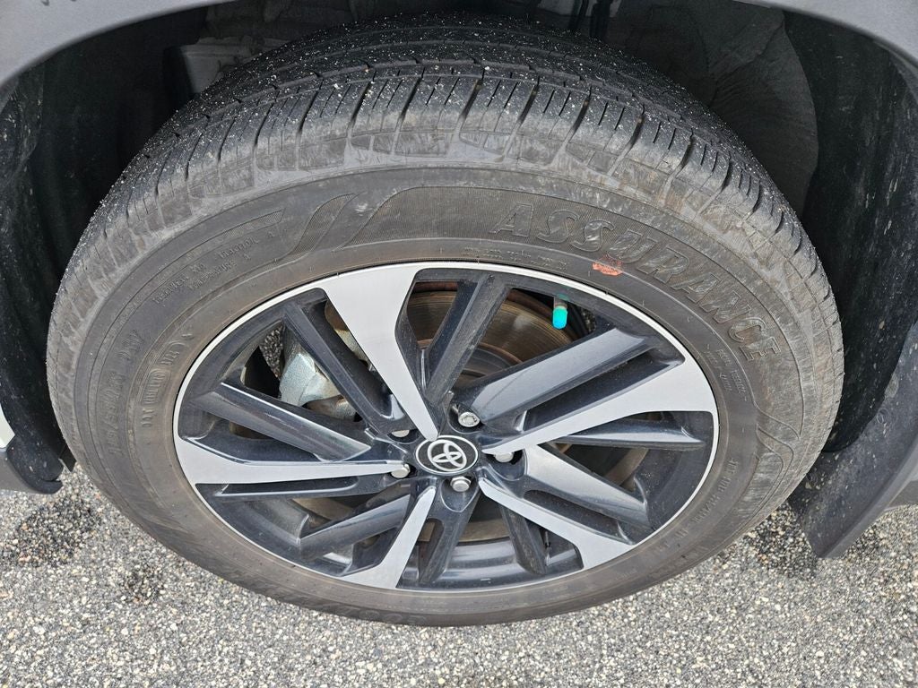 2024 Toyota Corolla Cross Hybrid XSE