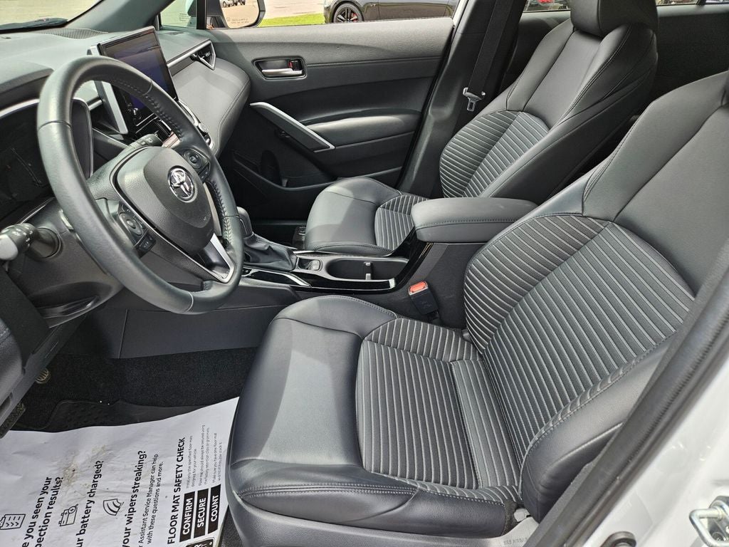 2024 Toyota Corolla Cross Hybrid XSE