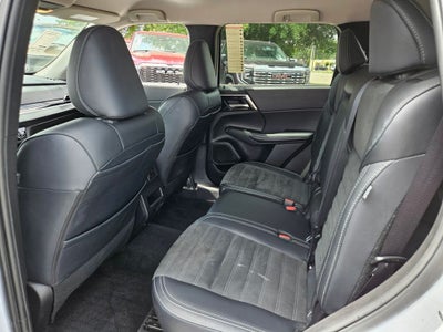 2024 Mitsubishi Outlander SE Black Edition