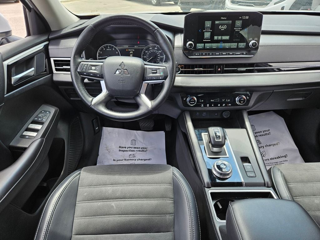 2024 Mitsubishi Outlander SE Black Edition