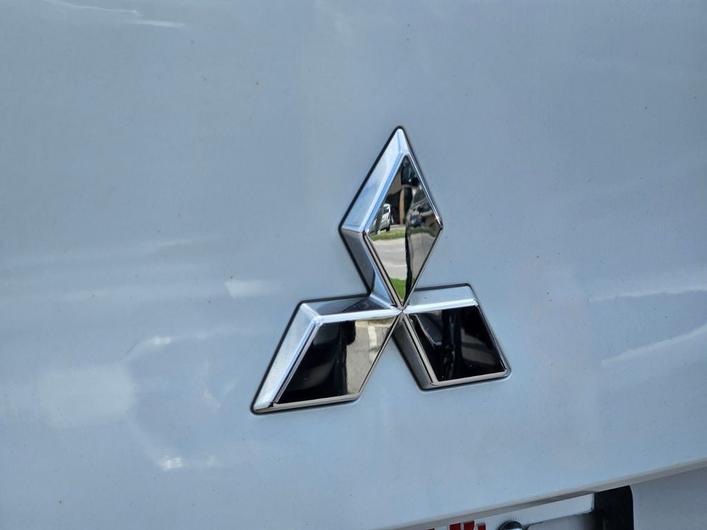 2024 Mitsubishi Outlander SE Black Edition