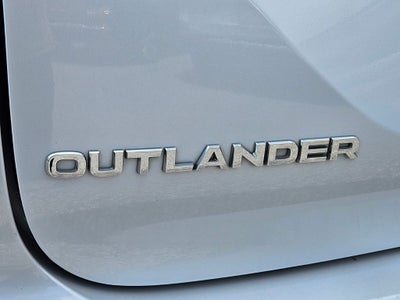 2024 Mitsubishi Outlander SE Black Edition