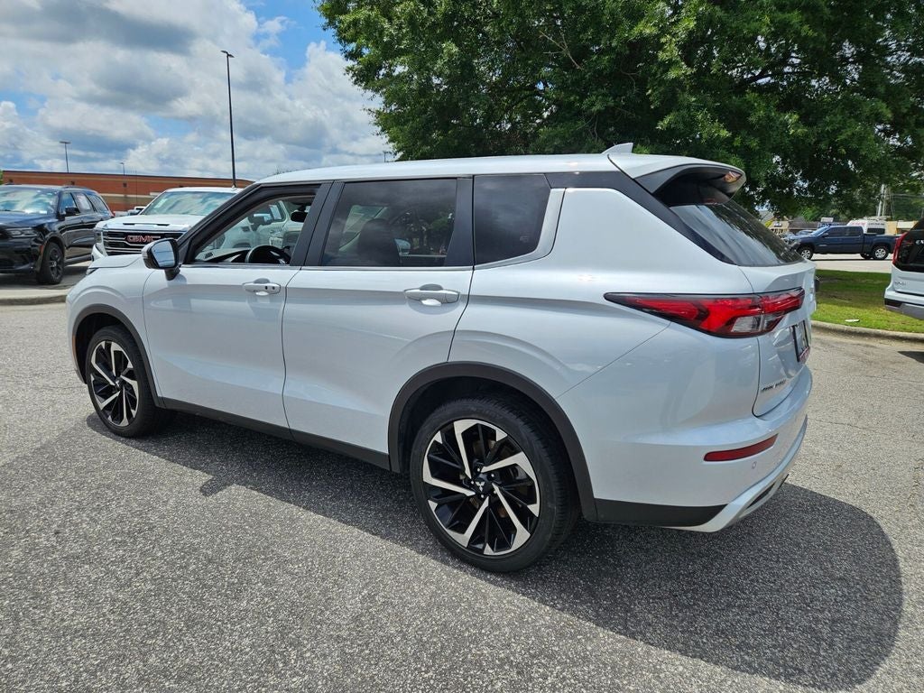 2024 Mitsubishi Outlander SE Black Edition