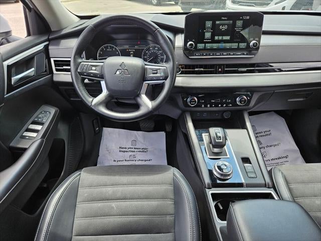 2024 Mitsubishi Outlander SE Black Edition