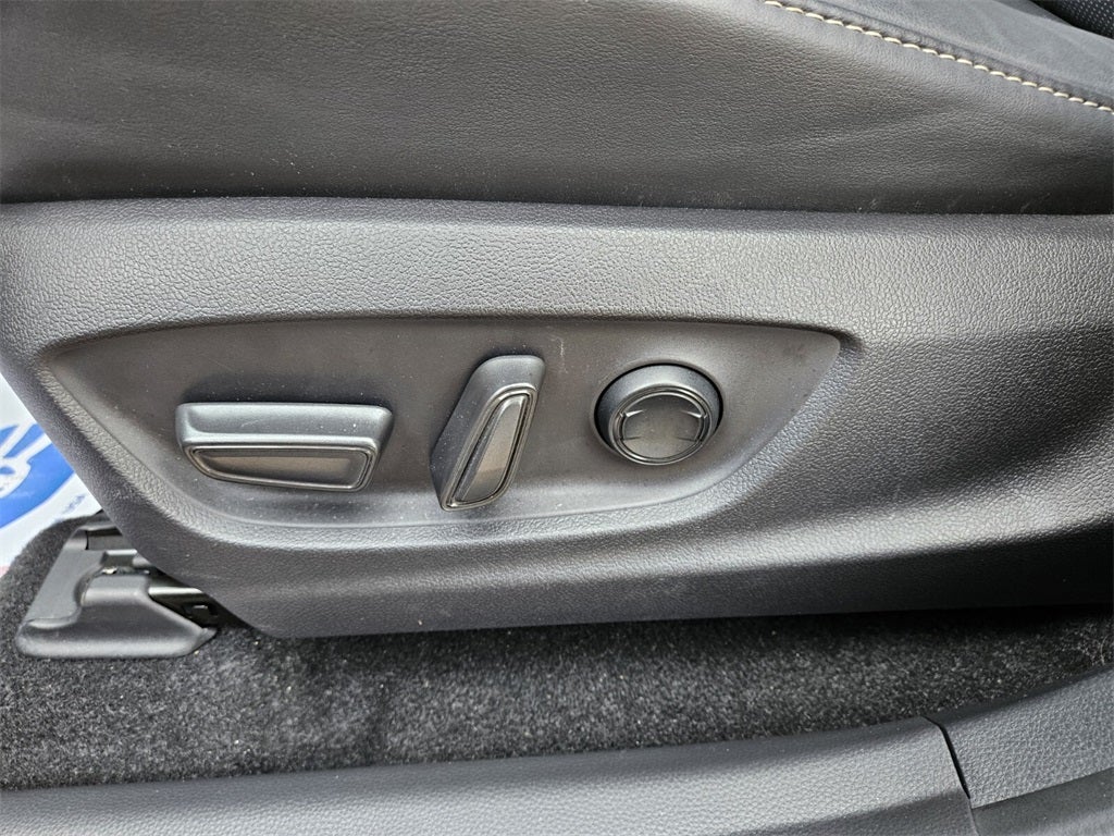 2024 Toyota Crown Platinum