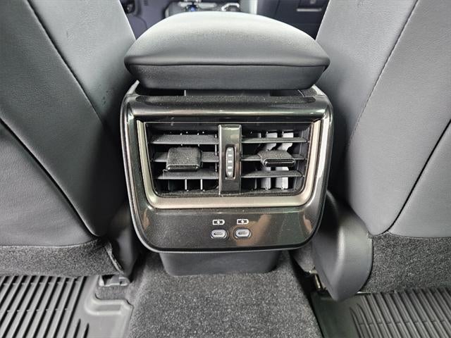 2024 Toyota Crown Platinum