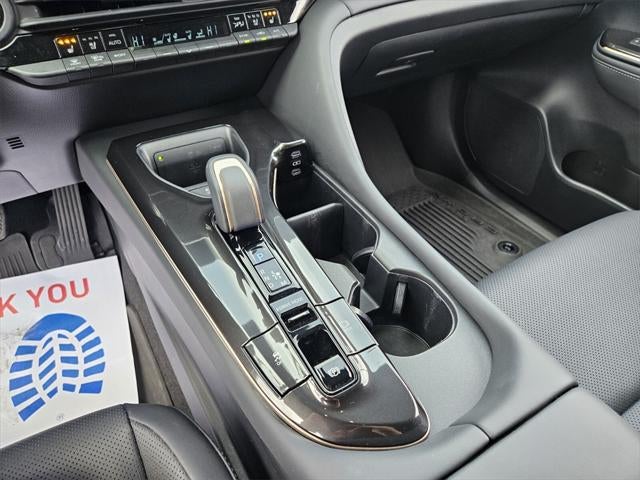 2024 Toyota Crown Platinum