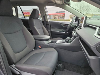 2024 Toyota RAV4 Hybrid LE