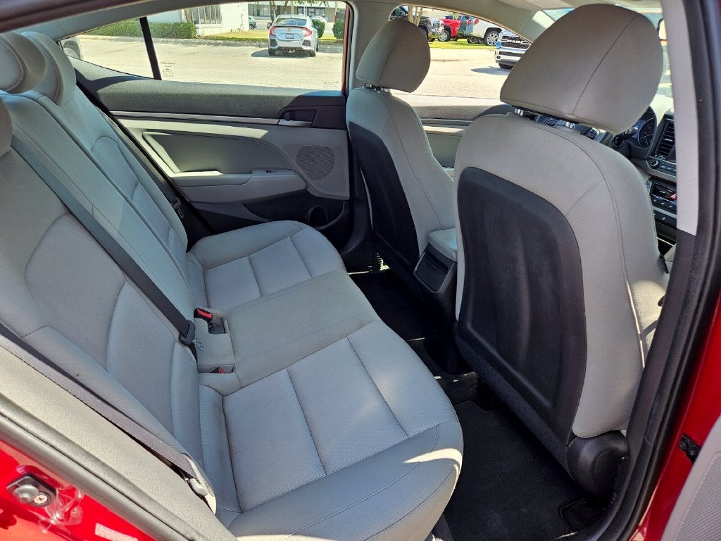 2018 Hyundai Elantra SEL FWD