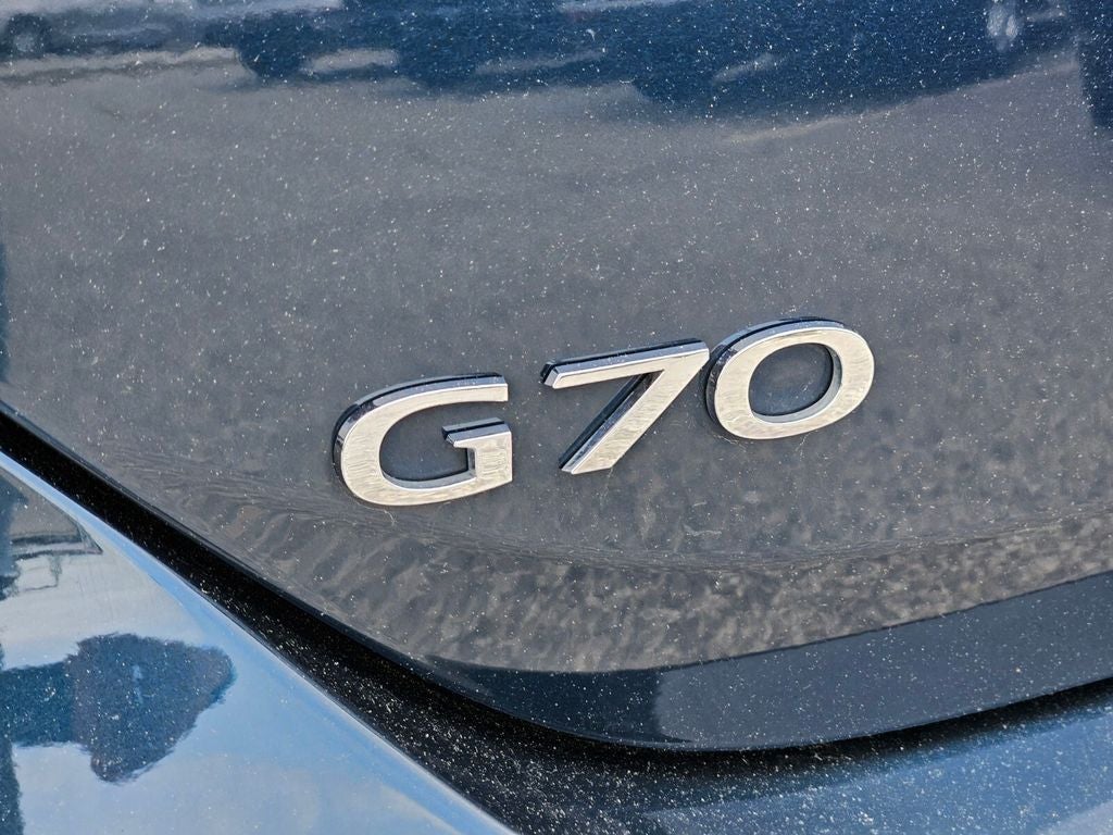 2025 Genesis G70 2.5T