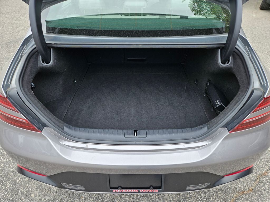 2025 Genesis G70 2.5T
