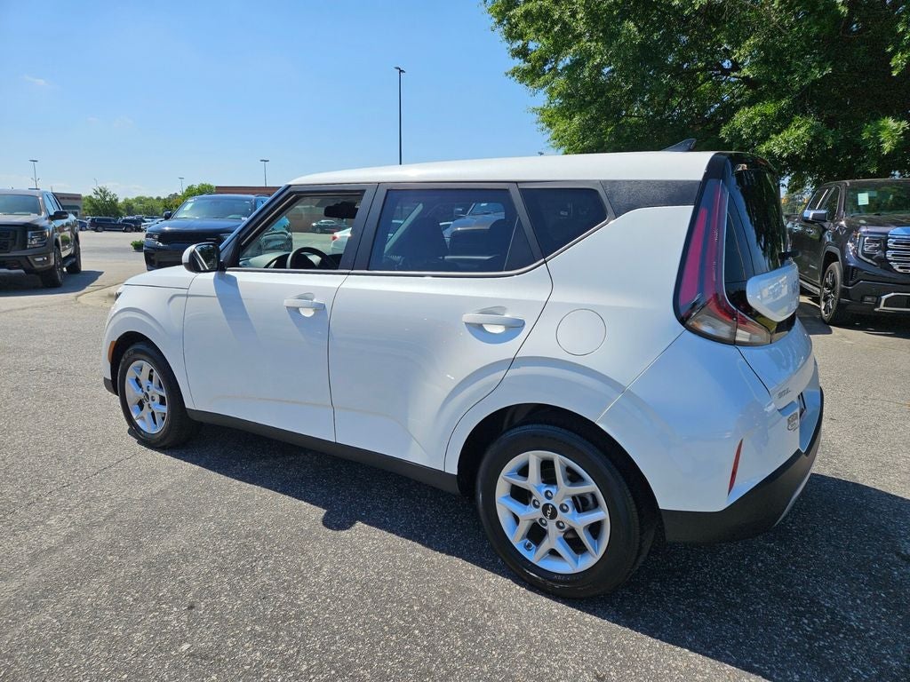 2025 Kia Soul LX
