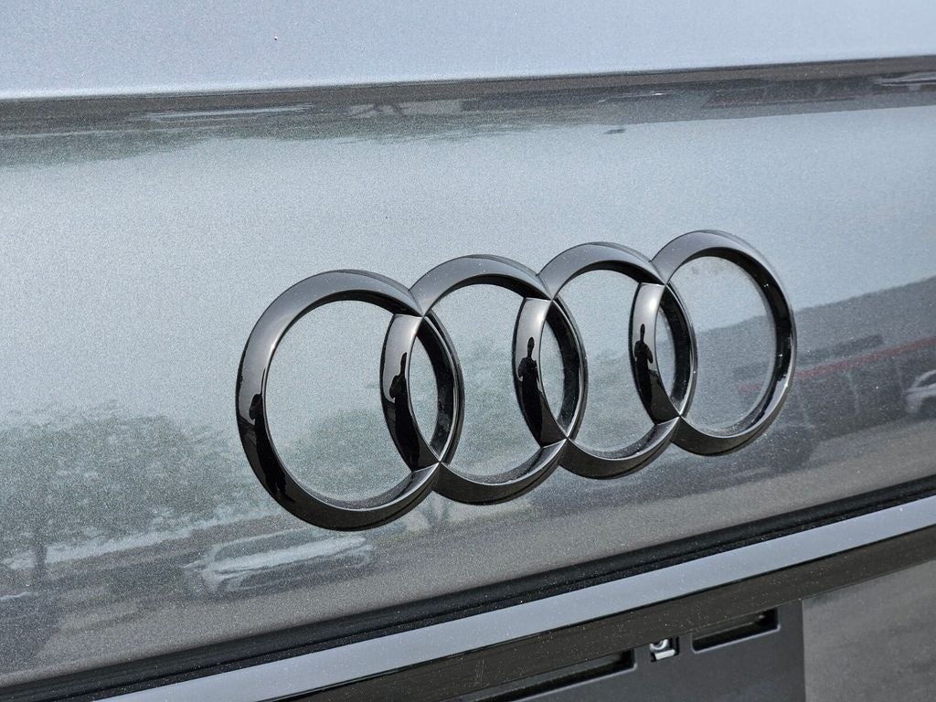 2024 Audi Q5 45 S line Premium quattro