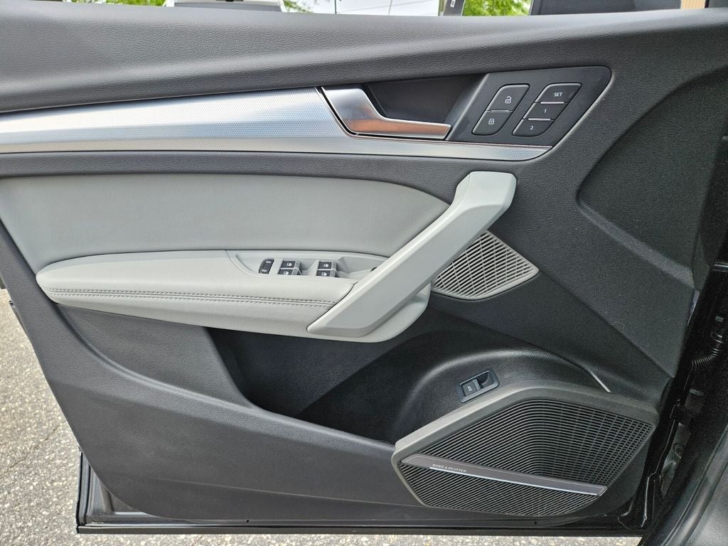 2024 Audi Q5 45 S line Premium quattro