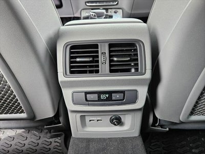 2024 Audi Q5 45 S line Premium quattro