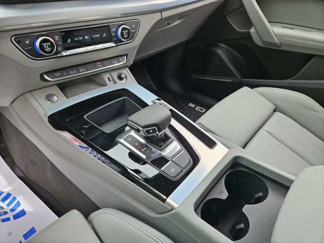 2024 Audi Q5 45 S line Premium quattro