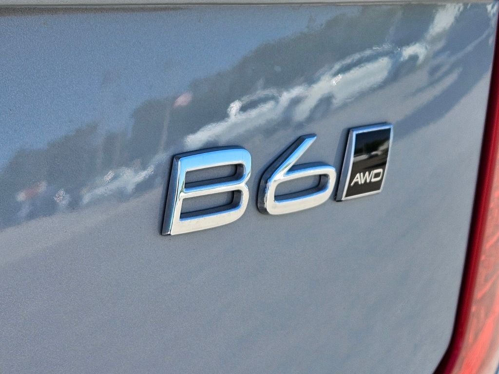 2024 Volvo XC90 B6 Plus Bright Theme