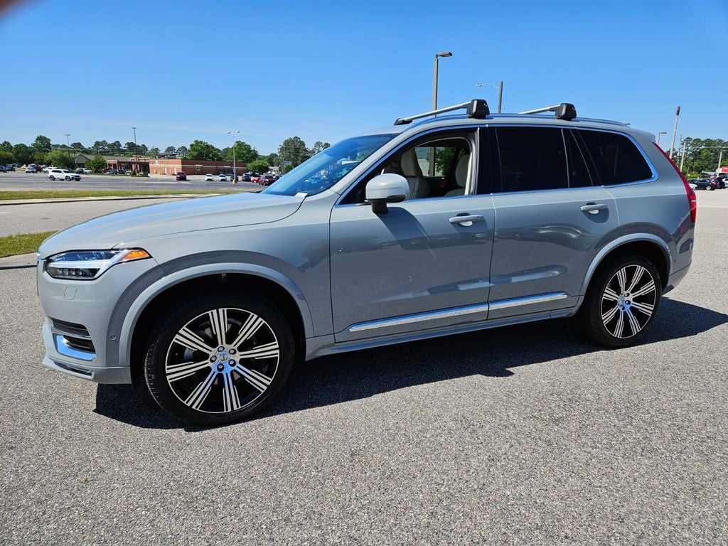 2024 Volvo XC90 B6 Plus Bright Theme